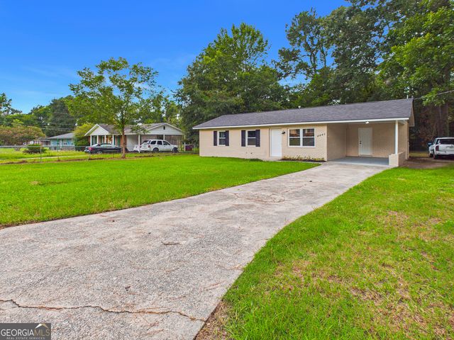4445 Pinedale Drive, Macon, GA 31206