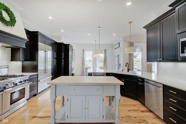 7850 Cheval Rue Court, Zionsville, IN 46077