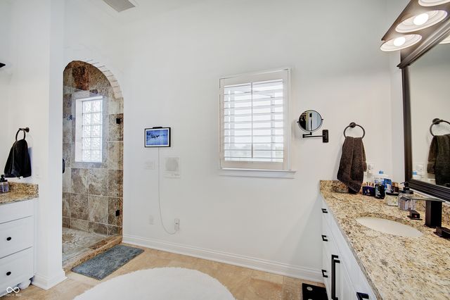 7850 Cheval Rue Court, Zionsville, IN 46077