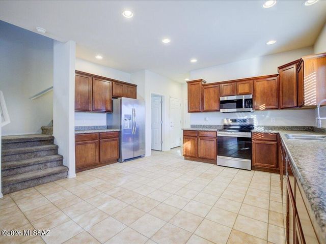 10560 E Forest Falls Court, Tucson, AZ 85747