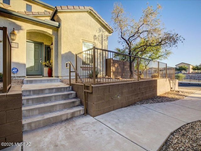 10560 E Forest Falls Court, Tucson, AZ 85747