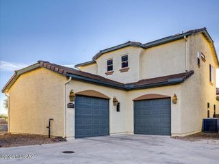 10560 E Forest Falls Court, Tucson, AZ 85747