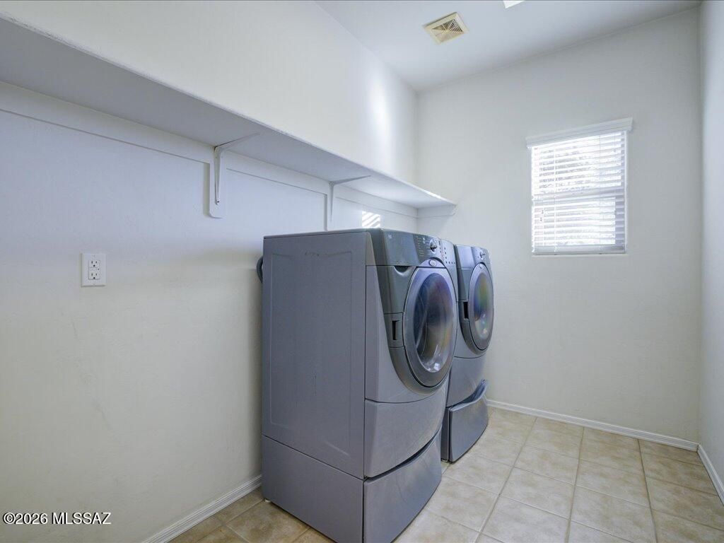 Image 20 of property listing at 10560 E Forest Falls Court, Tucson, AZ 85747