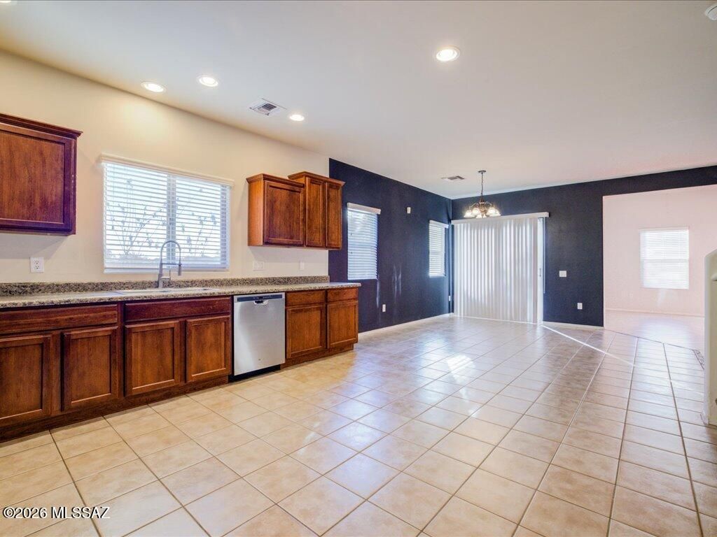 Image 24 of property listing at 10560 E Forest Falls Court, Tucson, AZ 85747