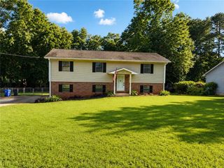 209 Ridge Run, Stockbridge, GA 30281