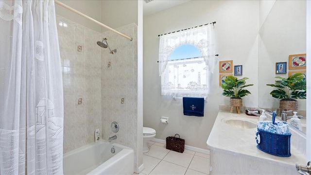 324 OAKWOOD CIRCLE, Englewood, FL 34223