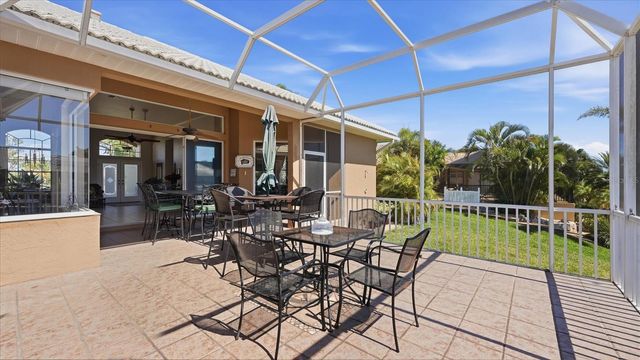 324 OAKWOOD CIRCLE, Englewood, FL 34223