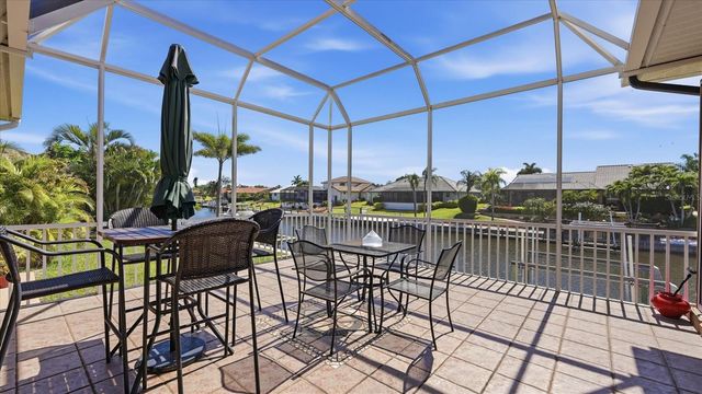 324 OAKWOOD CIRCLE, Englewood, FL 34223