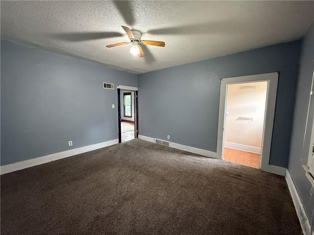 304 Vine Street, Leavenworth, KS 66048