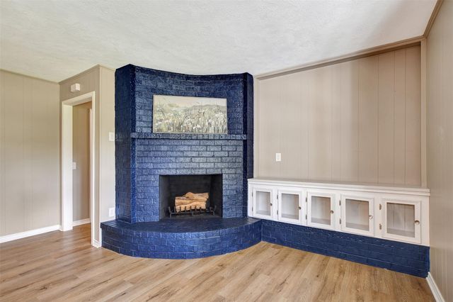 18742 Mink Lake Drive, Magnolia, TX 77355