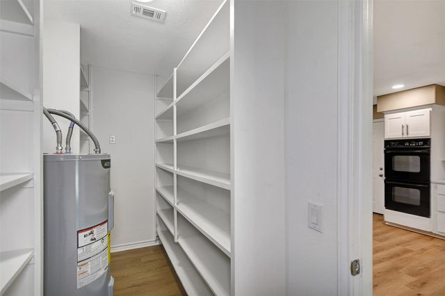 18742 Mink Lake Drive, Magnolia, TX 77355