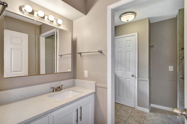 18742 Mink Lake Drive, Magnolia, TX 77355