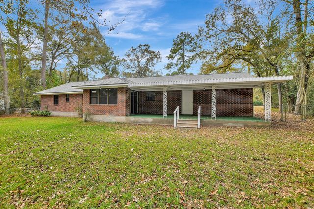 18742 Mink Lake Drive, Magnolia, TX 77355