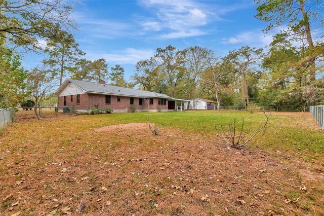 18742 Mink Lake Drive, Magnolia, TX 77355