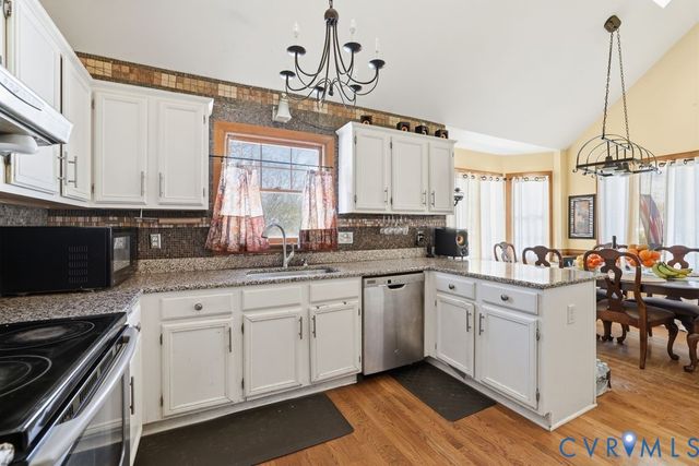 526 Aldengate Ter, Midlothian, VA 23114