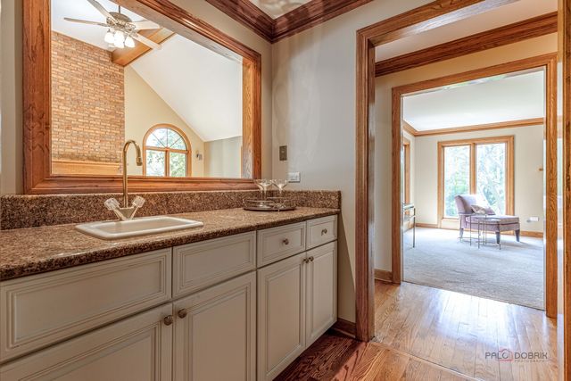 3944 Lakeview Court, Long Grove, IL 60047