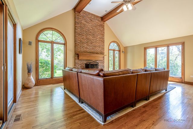 3944 Lakeview Court, Long Grove, IL 60047