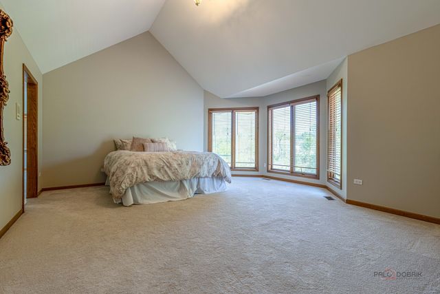 3944 Lakeview Court, Long Grove, IL 60047