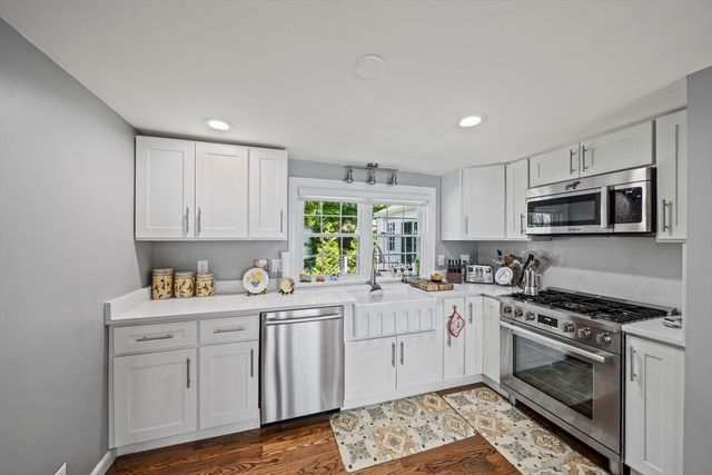 1822 Washington Street, Braintree, MA 02184