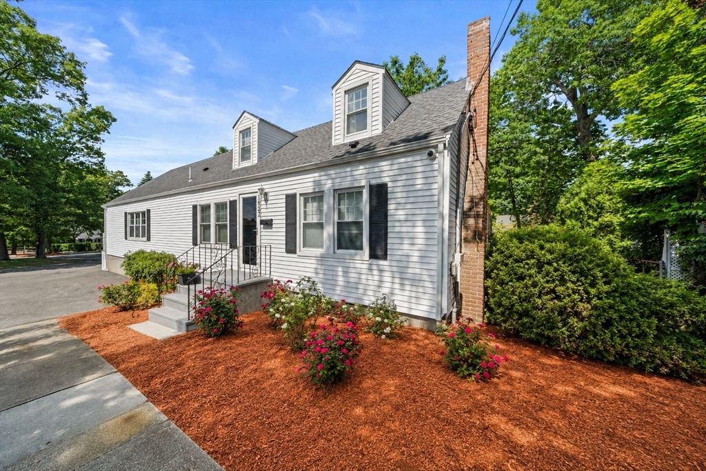 1822 Washington Street, Braintree, MA 02184