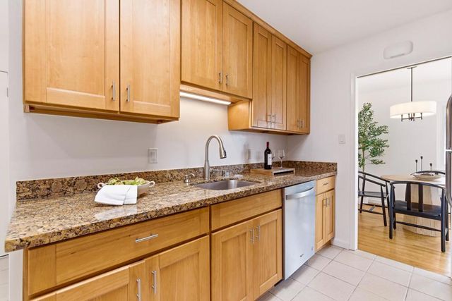 1960 Earl Avenue, San Bruno, CA 94066