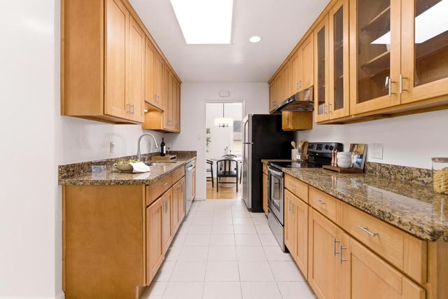 1960 Earl Avenue, San Bruno, CA 94066