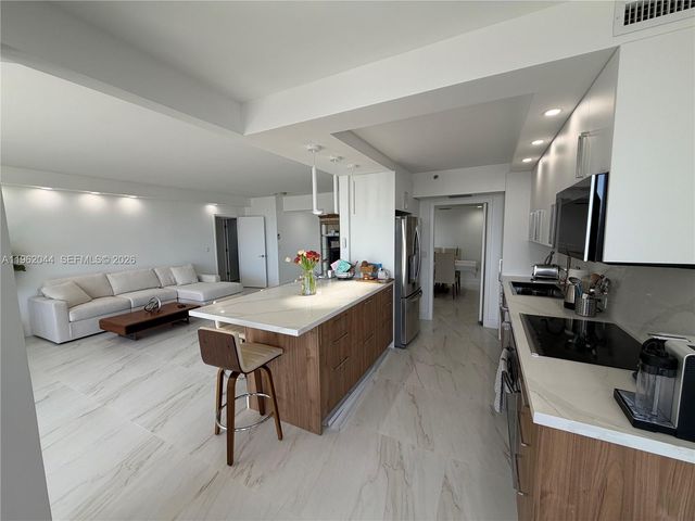 20191 E Country Club Dr 2009, Aventura, FL 33180