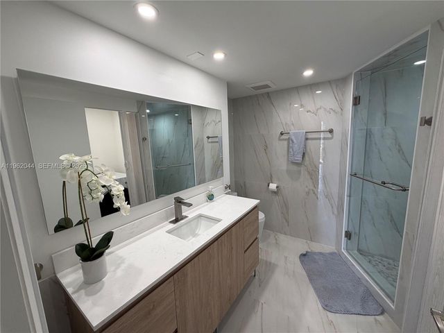 20191 E Country Club Dr 2009, Aventura, FL 33180