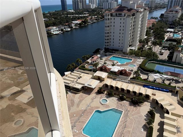 20191 E Country Club Dr 2009, Aventura, FL 33180