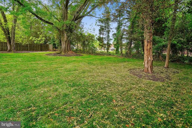 7814 FRIARS CT, Alexandria, VA 22306