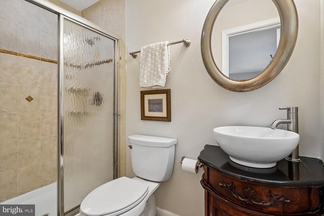 7814 FRIARS CT, Alexandria, VA 22306