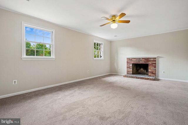 7814 FRIARS CT, Alexandria, VA 22306