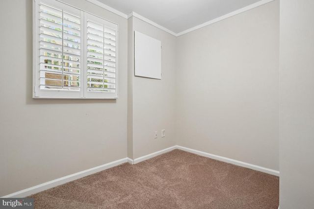 7814 FRIARS CT, Alexandria, VA 22306