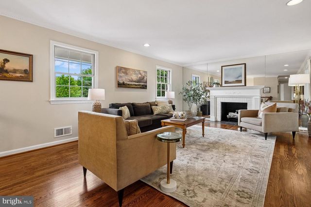 7814 FRIARS CT, Alexandria, VA 22306