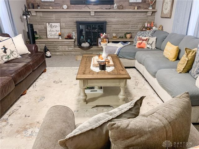 25 Long Street, Vandalia, OH 45377