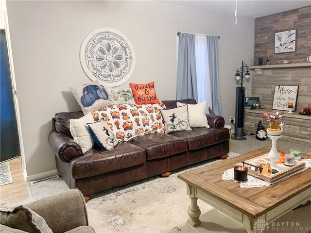 25 Long Street, Vandalia, OH 45377