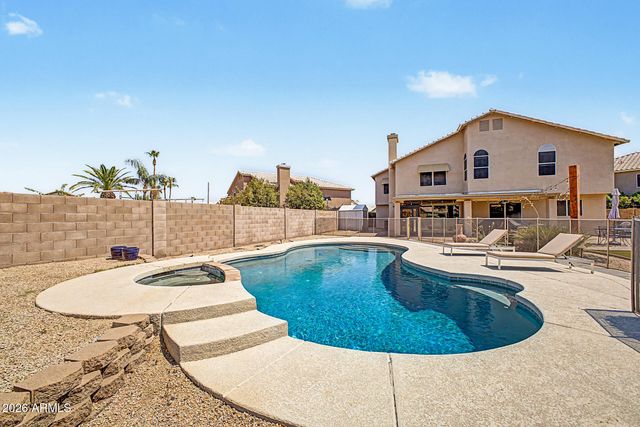 19424 N 33rd Place, Phoenix, AZ 85050