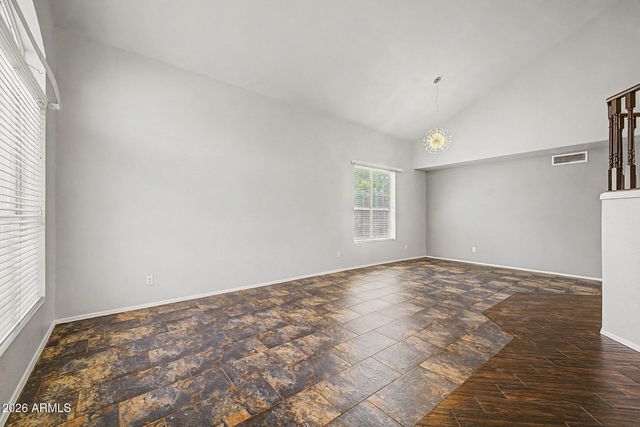 19424 N 33rd Place, Phoenix, AZ 85050
