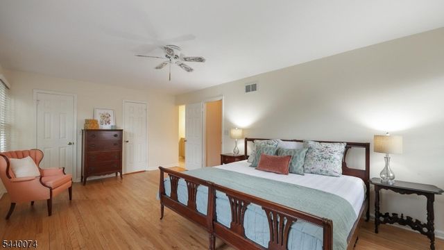 10 Cowperthwaite Sq, Westfield Town, NJ 07090
