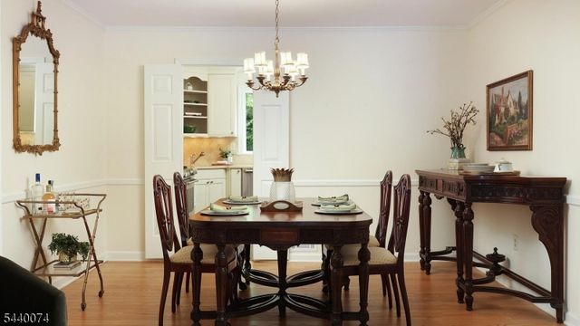 10 Cowperthwaite Sq, Westfield Town, NJ 07090