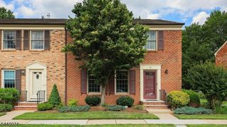 10 Cowperthwaite Sq, Westfield Town, NJ 07090