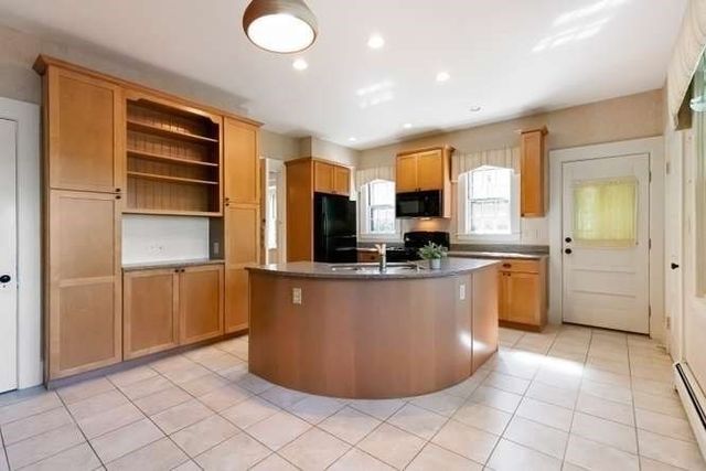 7 Lakeview Terrace, Winchester, MA 01890