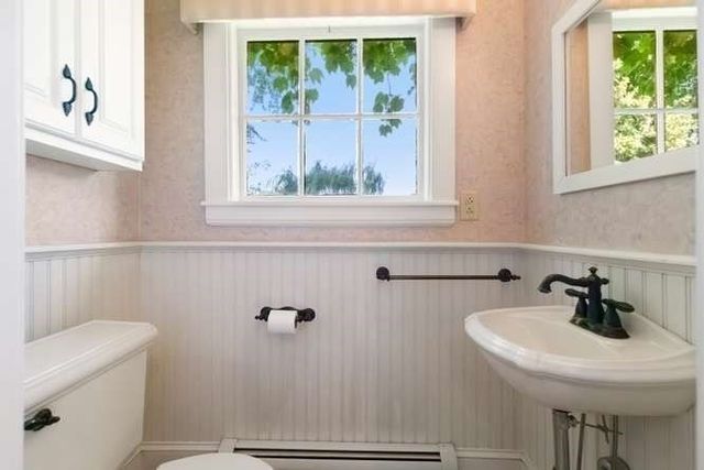 7 Lakeview Terrace, Winchester, MA 01890