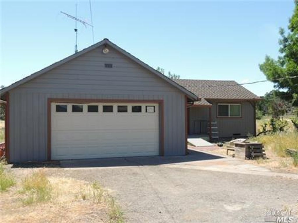14895 Olympic Drive, Clearlake, CA 95422