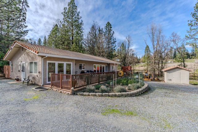 301 Bald Mountain Rd, West Point, CA 95255