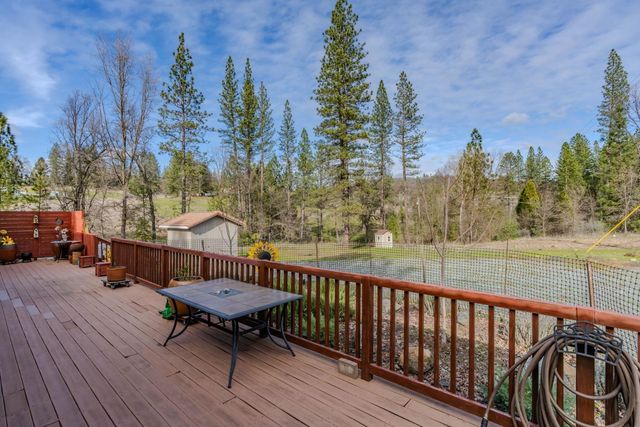 301 Bald Mountain Rd, West Point, CA 95255