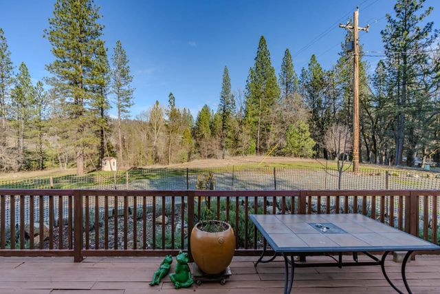 301 Bald Mountain Rd, West Point, CA 95255
