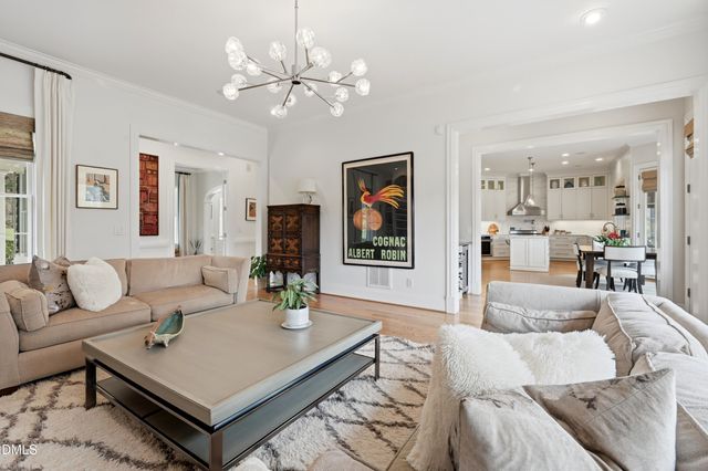 300 Lake Manor Road, Chapel Hill, NC 27516