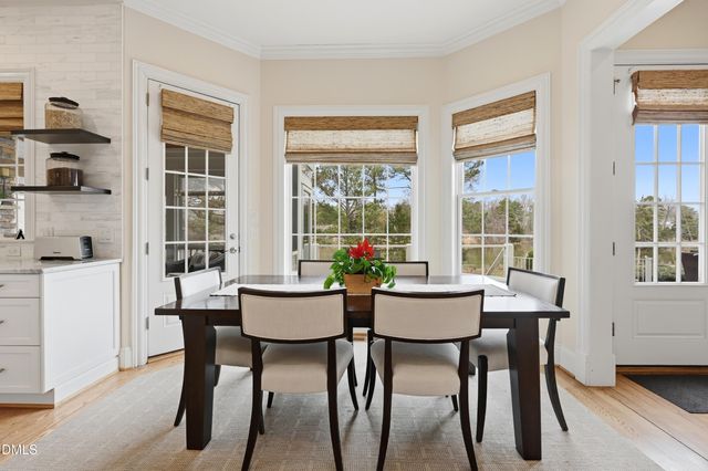 300 Lake Manor Road, Chapel Hill, NC 27516