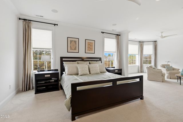 300 Lake Manor Road, Chapel Hill, NC 27516